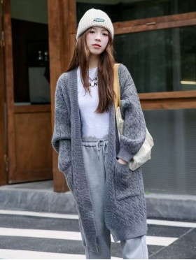 Solid Color Knitted Cardigan