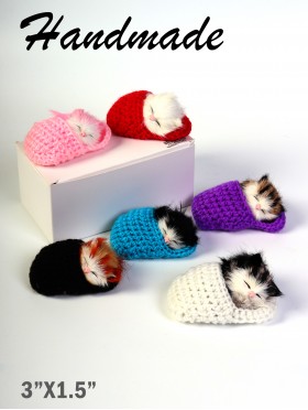 Meowing Sleeping Kittens with Knitted Slipper Nests