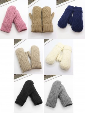 Fashion Cable Knitted Mittens with Fleeced Inside (min 12 Pair Asst Set)