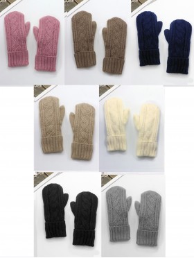 Fashion Cable Knitted Mittens with Fleeced Inside (min 12 Pair Asst Set)