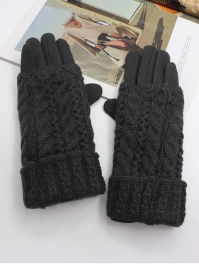 Double Layered Cable Knit Touch Screen Glove