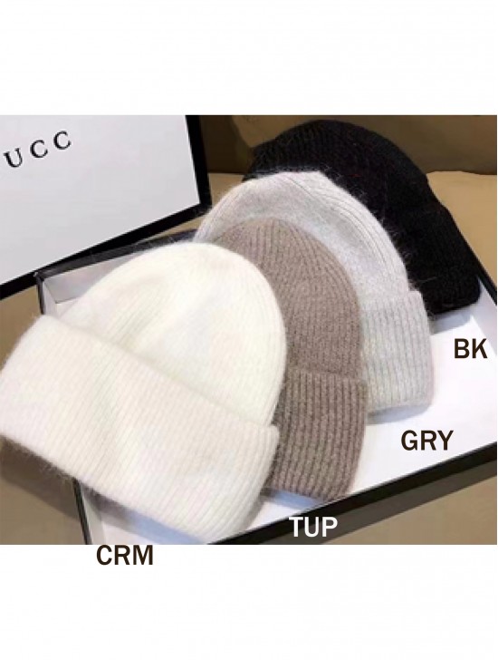 Unisex Cashmere Feeling Knitted Hat W/ Removable M pin