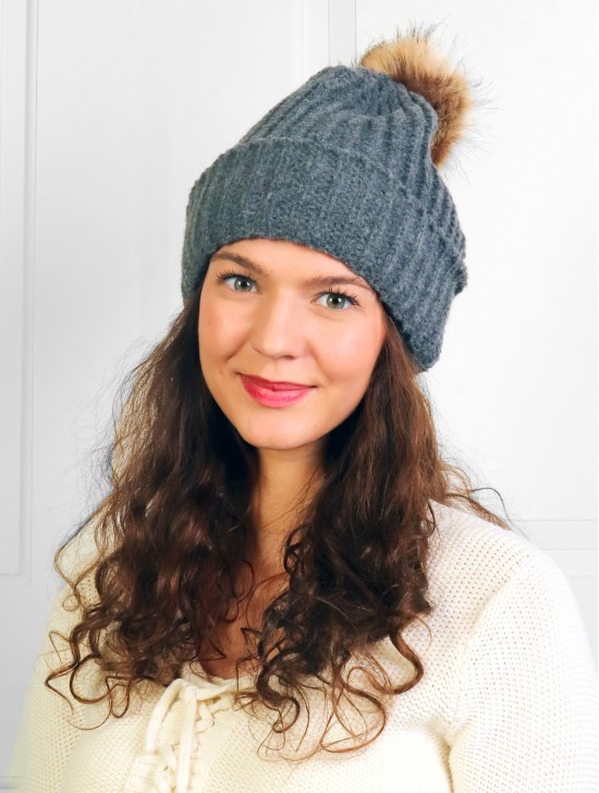  Cable Knitted Hat W/ Faux Fur removable pom pom