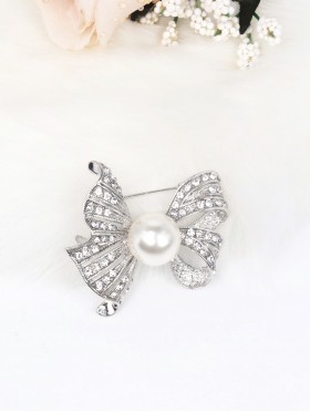 Rhinestone and Pearl Bowknot Brooch Clip