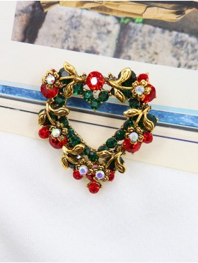 Wreath Design Brooch