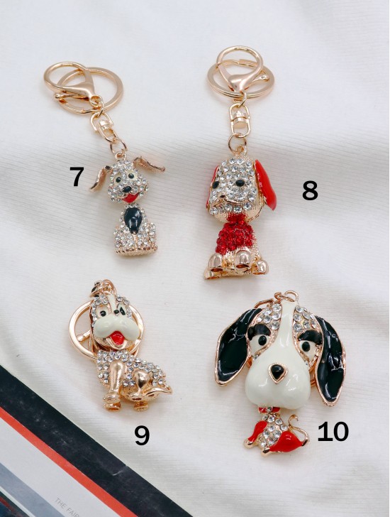 Rhinestone Dog Design Keychain 