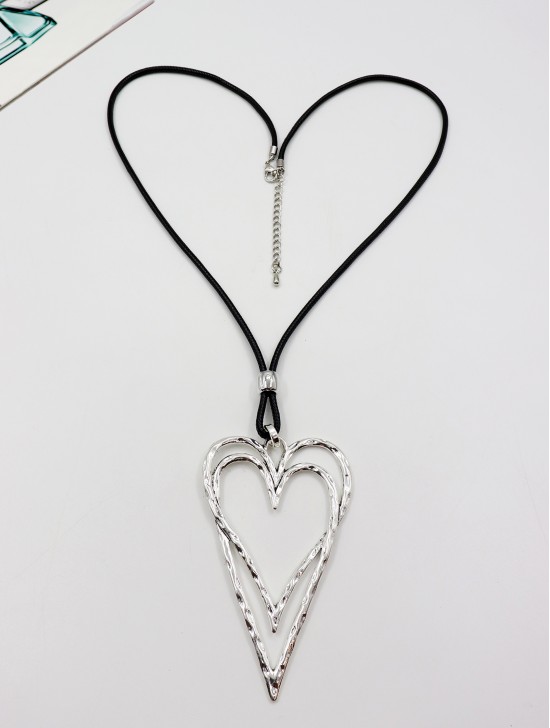 Rope Necklace W/ Hearts Pendant