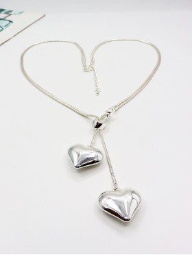 Chain Necklace W/ Hearts Pendant