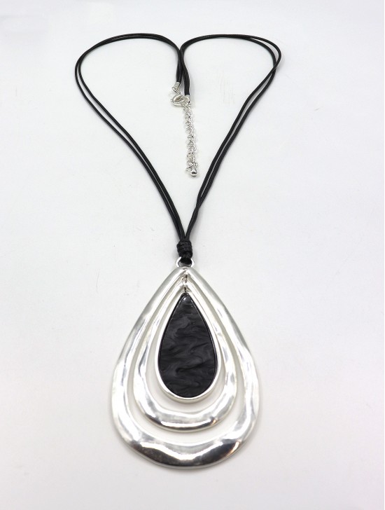 Rope Necklace W/ Drop Pendant